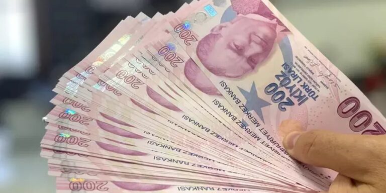 emekli-promosyonlari-27-bin-tlyi-gordu-bankalarin-promosyon-yarisi-zirve-yapti-wzgVgJMX.jpg