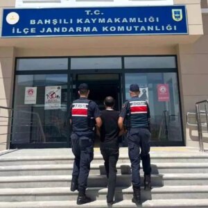 26 yil hapis cezali firari yakalandi iUflbQEV