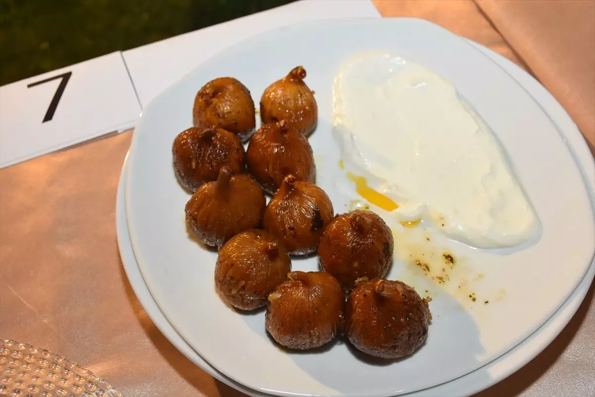 germencik incir festivalinde tatli yarismasi yapildi nFtMhgzY