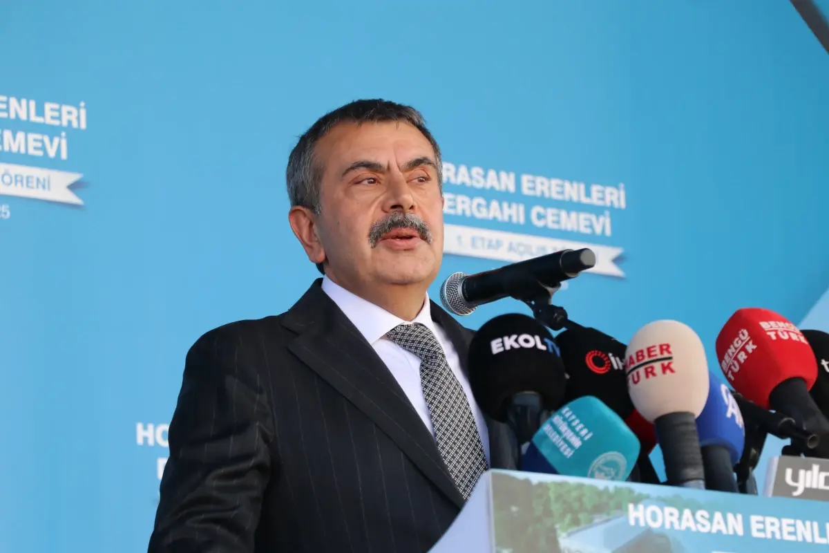 bakan tekin bahceli milli birlik ve beraberligimizin bir sigortasi iQUu5c8a