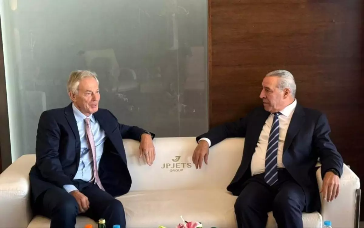 filistin devlet baskani yardimcisi al sheikh tony blair ile gazze planini gorustu WCraQ6cg.jpg