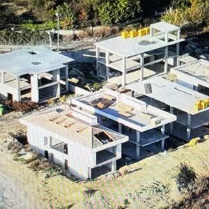 ozgur ozel gundeme getirdi chpli emir bina ve villanin fotograflarini paylasti 26ct4G57.jpg