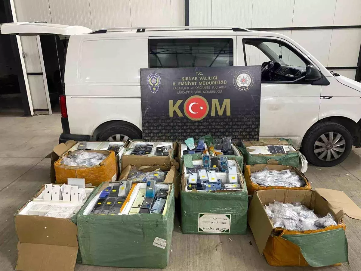 sirnakta uyusturucu ve kacakcilik operasyonlari 51 gozalti Hvye4qZH.jpg